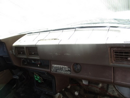 1986 TOYOTA TRUCK WHITE STD CAB 2.4L MT 4WD Z16420